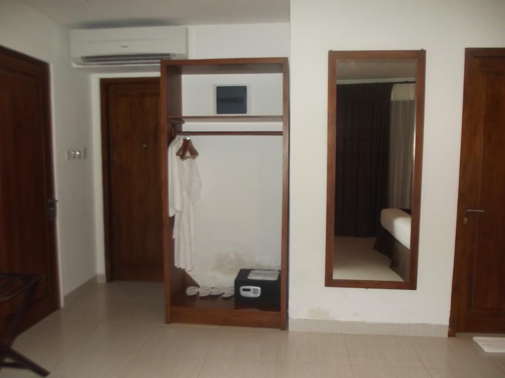 Luwansa Beach Hotel Labuan Bajo Eksteriør bilde