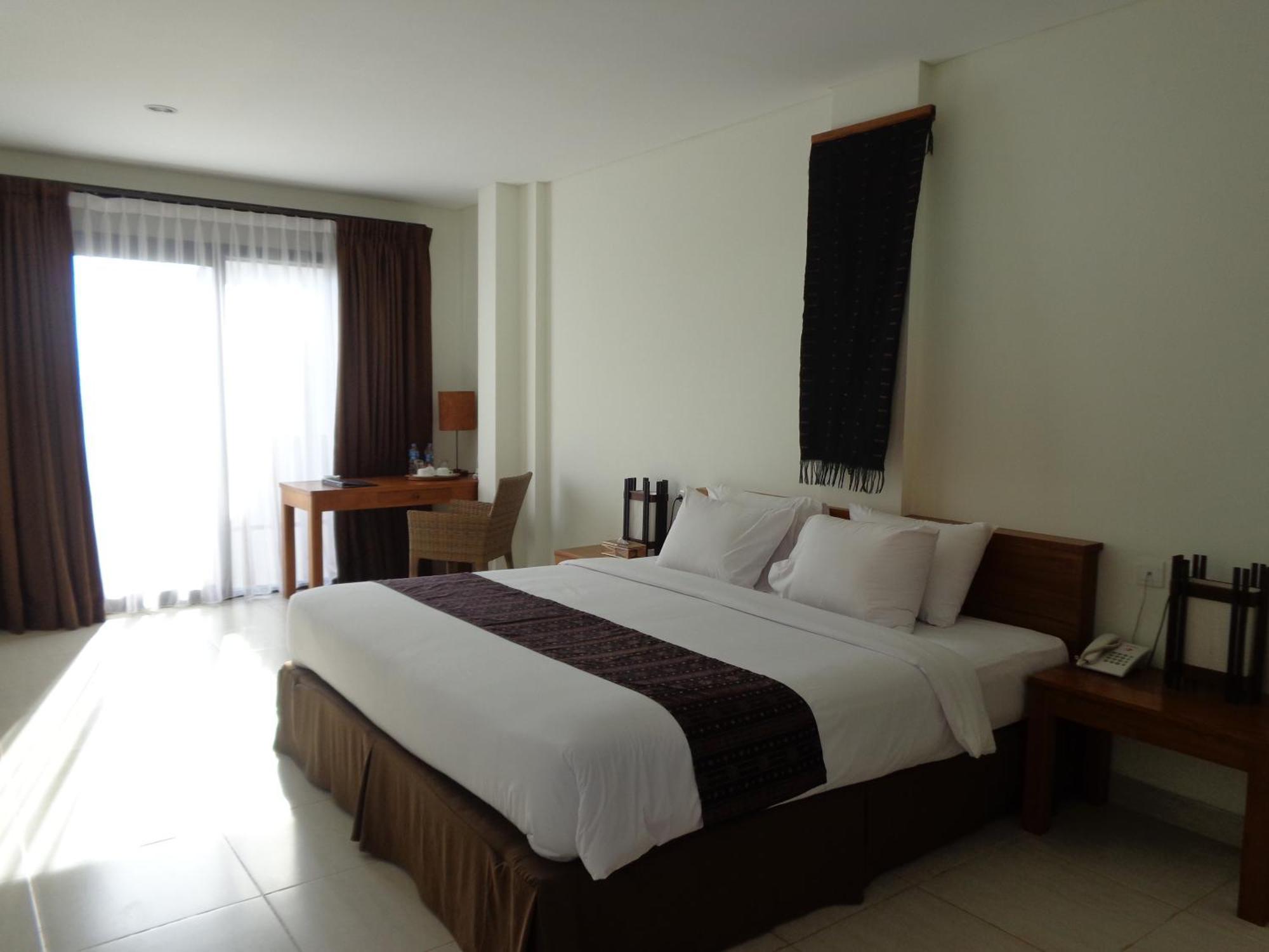 Luwansa Beach Hotel Labuan Bajo Eksteriør bilde