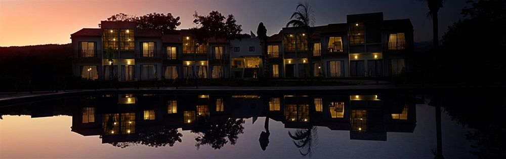 Luwansa Beach Hotel Labuan Bajo Eksteriør bilde