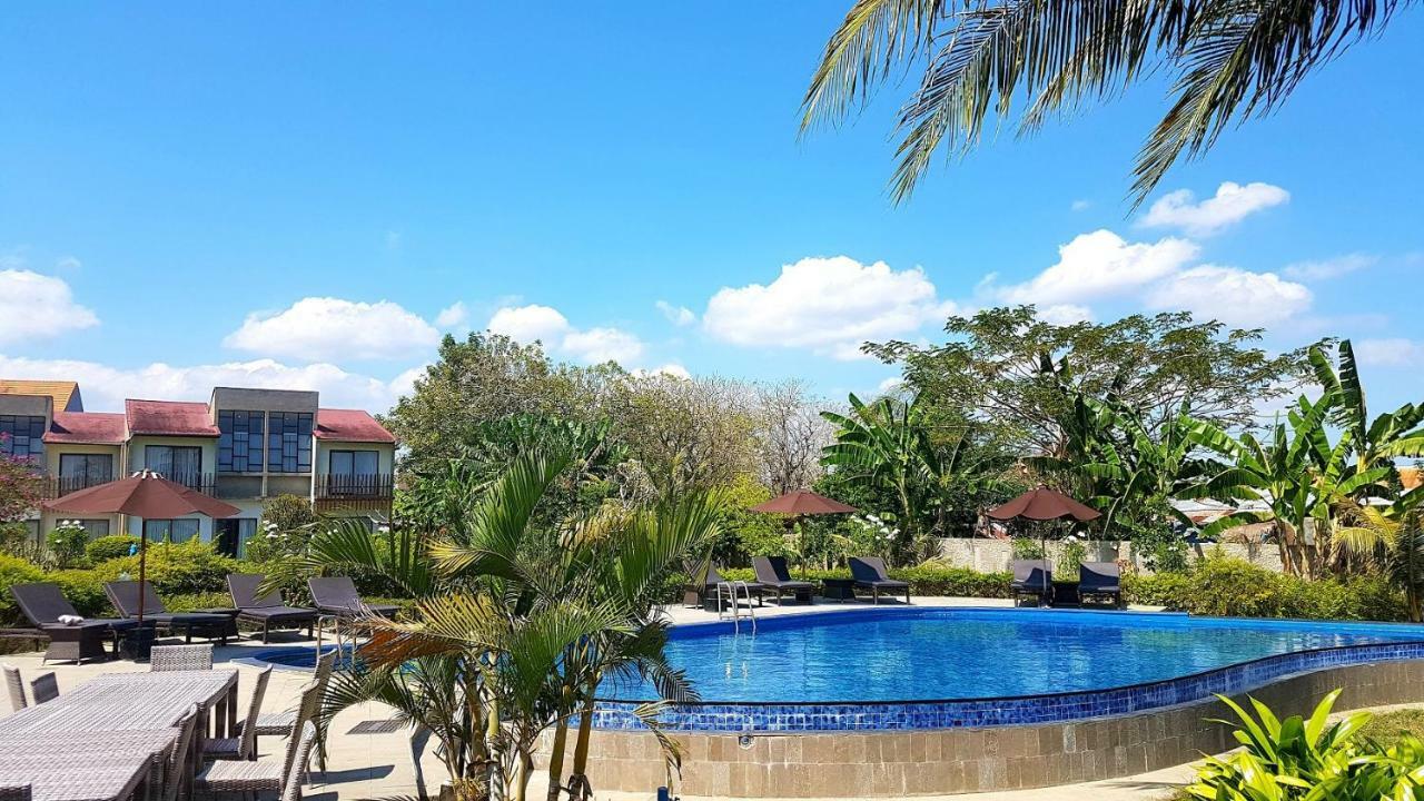 Luwansa Beach Hotel Labuan Bajo Eksteriør bilde